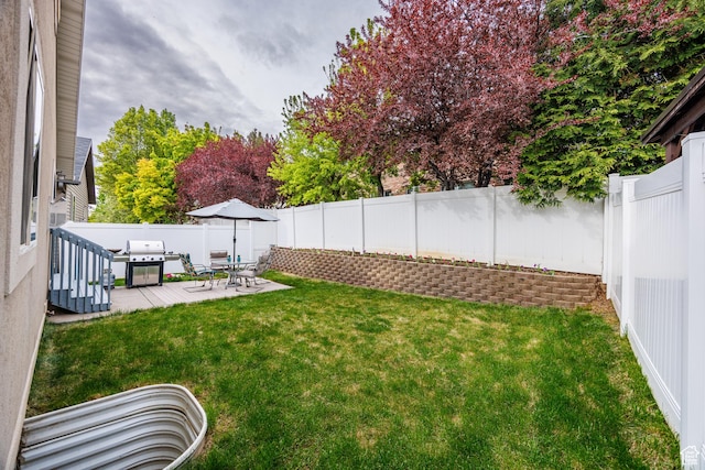 680 Stonne Ln, Kaysville, UT 84037 - view of yard featuring a fenced backyard and a patio area