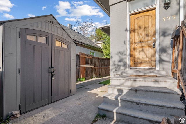 779 S 400 E, Salt Lake City, UT 84111 - entrance to property with fence
