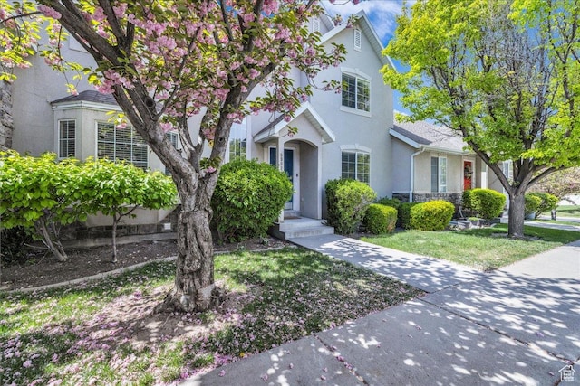 3909 N Davencourt Loop, Lehi, UT 84043 - view of front of property with stucco siding