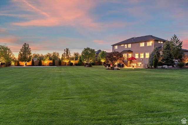 864 S Wellington Dr W, Kaysville, UT 84037 - view of green lawn