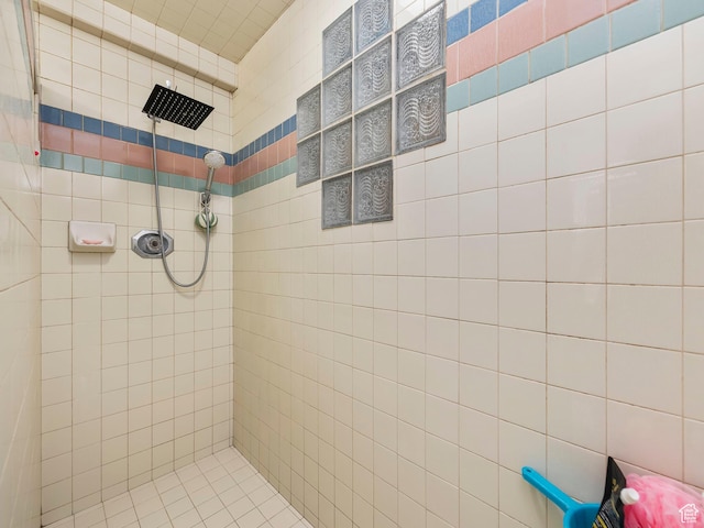 2265 W Marvinwood Dr S, Taylorsville, UT 84129 - full bathroom featuring a tile shower