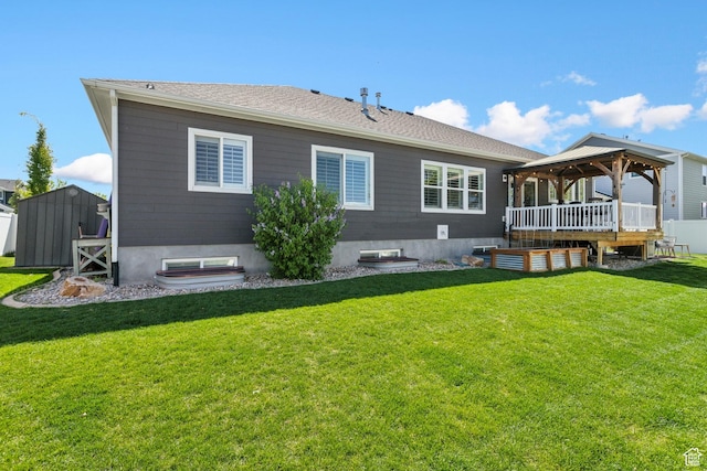 272 S 300 E, Midway, UT 84049 - rear view of house featuring a gazebo and a yard