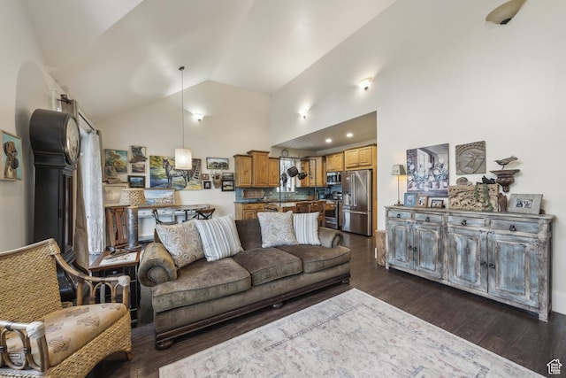 480 E Mission Dr, Midway, UT 84049 - living room with high vaulted ceiling and dark wood-style floors