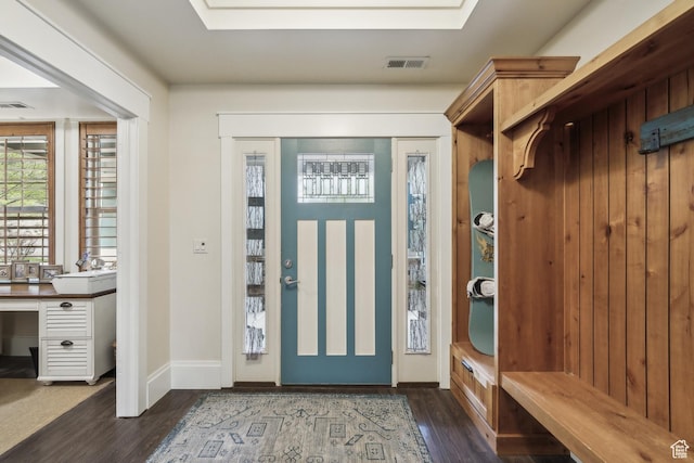 480 E Mission Dr, Midway, UT 84049 - mudroom featuring visible vents, a sink, baseboards, and dark wood-style floors