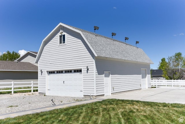 405 E Triple Crown Way E, Grantsville, UT 84029 - garage featuring fence