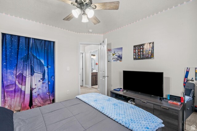 2582 W 1890 N, Clinton, UT 84015 - carpeted bedroom featuring a ceiling fan