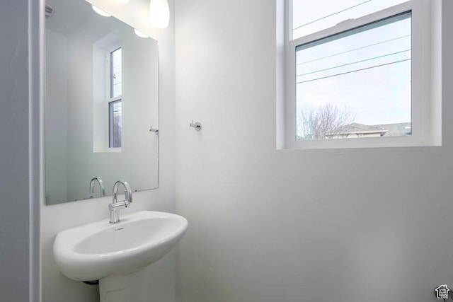 246 E Wasatch Ave Unit 201, Midvale, UT 84070 - bathroom with a sink