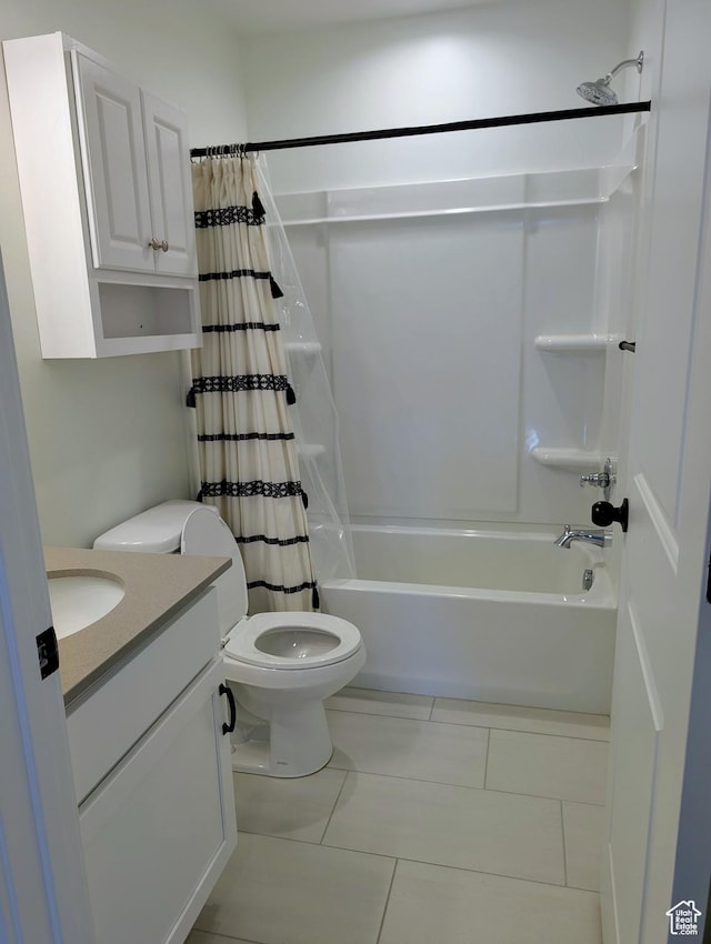 6688 W 11800 S, South Jordan, UT 84009 - bathroom with tile patterned flooring, shower / bath combo with shower curtain, toilet, and vanity