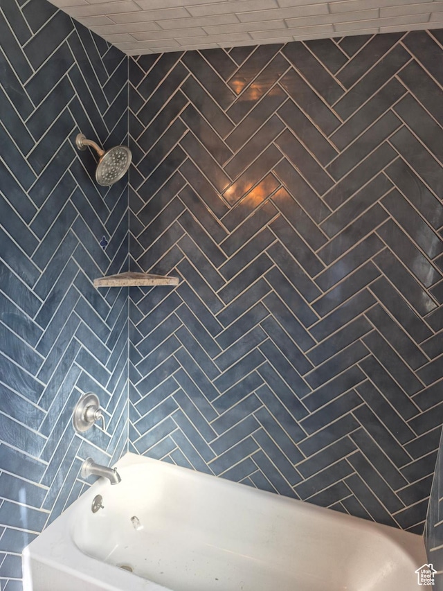 257 E Kingdon S, North Salt Lake, UT 84054 - full bath with shower / bath combination
