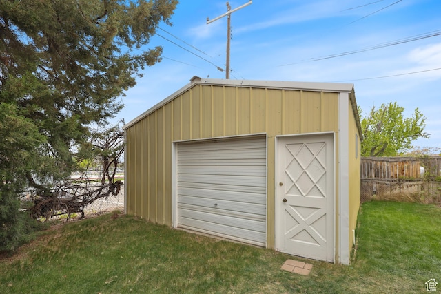 424 S 400 E, Orem, UT 84097 - garage with fence