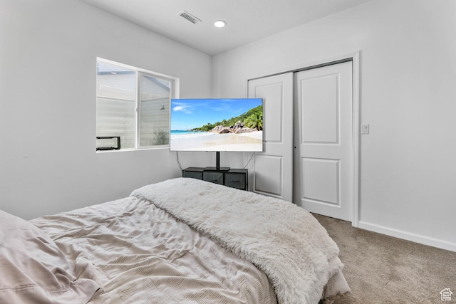728 W Wild Hyacinth Dr, Saratoga Springs, UT 84045 - carpeted bedroom featuring baseboards, a closet, and visible vents