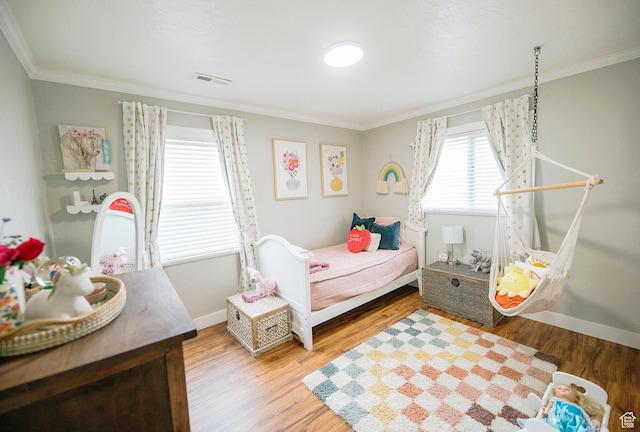 663 W 3500 S, Bountiful, UT 84010 - bedroom with crown molding, baseboards, and visible vents