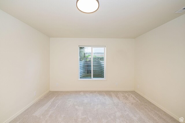 916 W 1150 S, Provo, UT 84601 - unfurnished room with baseboards, light carpet, and visible vents