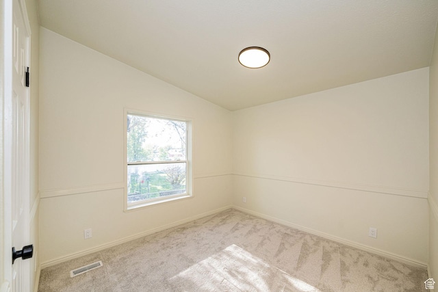 916 W 1150 S, Provo, UT 84601 - carpeted empty room with visible vents, baseboards, and vaulted ceiling