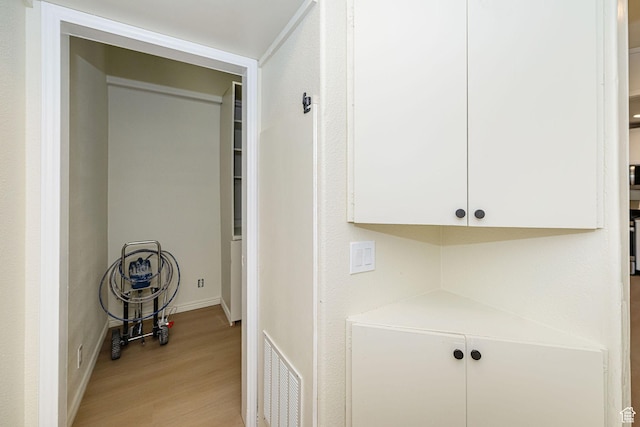 916 W 1150 S, Provo, UT 84601 - hall with visible vents, light wood-style floors, and baseboards