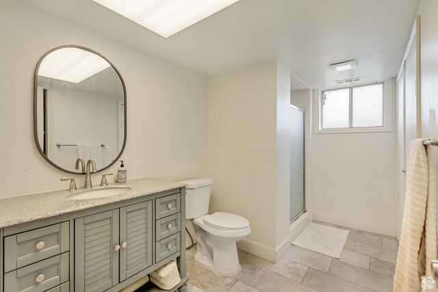 584 E Aspen Way, Centerville, UT 84014 - full bathroom with vanity, a stall shower, toilet, and visible vents