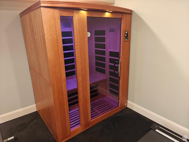 418 E Bridlewalk Ln, Murray, UT 84107 - view of sauna with baseboards