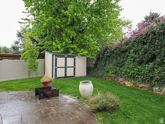 418 E Bridlewalk Ln, Murray, UT 84107 - exterior space with a fenced backyard