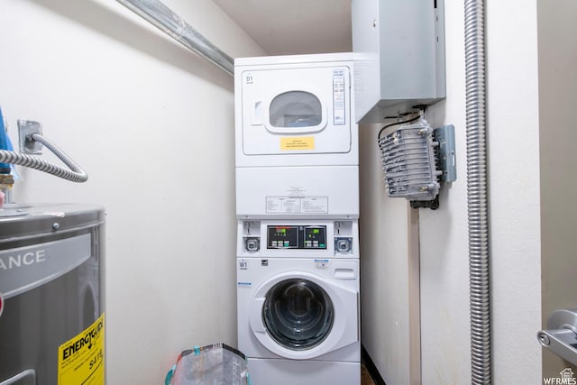 1940 Prospector Ave Unit 207, Park City, UT 84060 - laundry area featuring laundry area, water heater, and stacked washer / drying machine