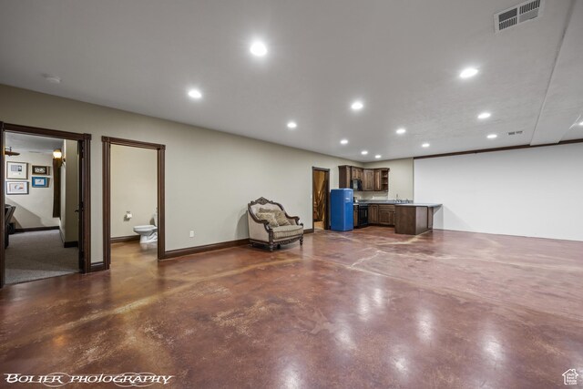 1328 N Parkside Dr, Cedar City, UT 84721 - unfurnished room with finished concrete floors, recessed lighting, baseboards, and visible vents