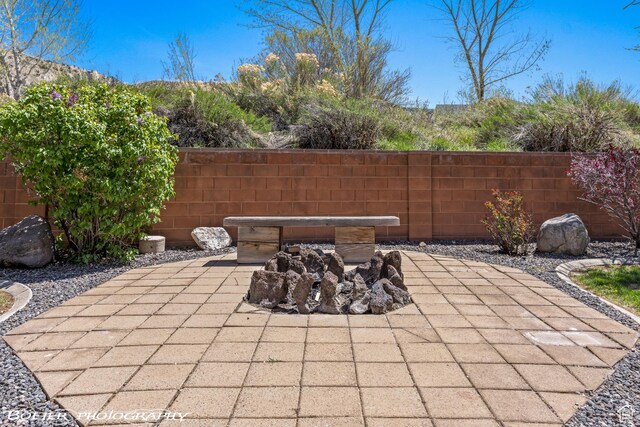 1328 N Parkside Dr, Cedar City, UT 84721 - view of patio / terrace featuring fence
