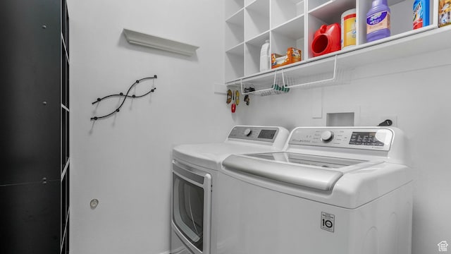 10674 S Pine Shadow Rd, South Jordan, UT 84009 - laundry room with laundry area and washer and dryer
