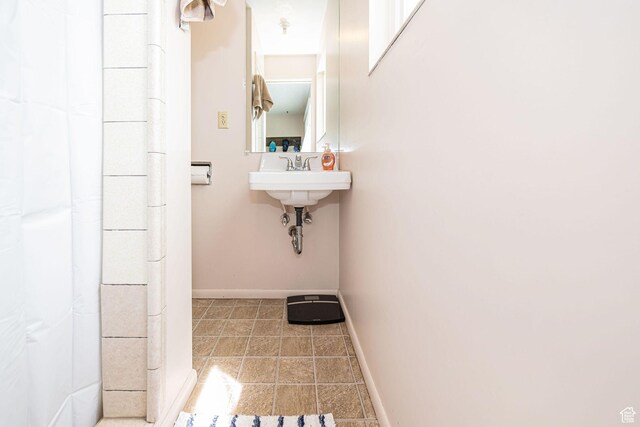 75 S 300 W, Morgan, UT 84050 - bathroom featuring baseboards