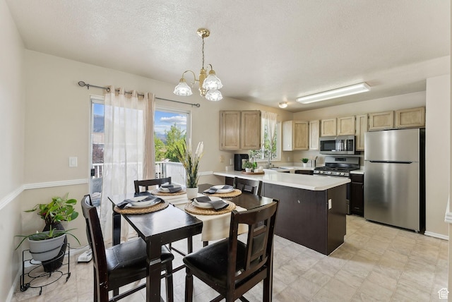 668 N 1370 W, Pleasant Grove, UT 84062 - dining room with an inviting chandelier, a textured ceiling, and baseboards