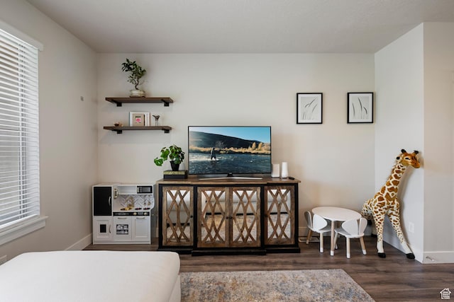 1940 S 200 W Unit 16, Bountiful, UT 84010 - interior space with baseboards, plenty of natural light, and wood finished floors