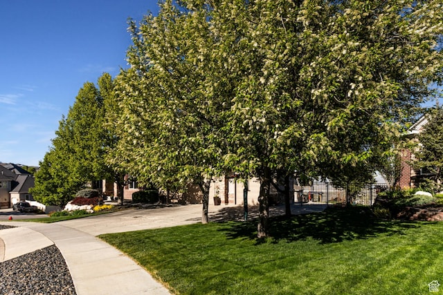 398 S Lofty Ln E, North Salt Lake, UT 84054 - view of yard with fence and driveway