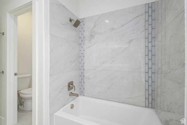 92 N 300 W, American Fork, UT 84003 - bathroom with toilet and shower / bathtub combination