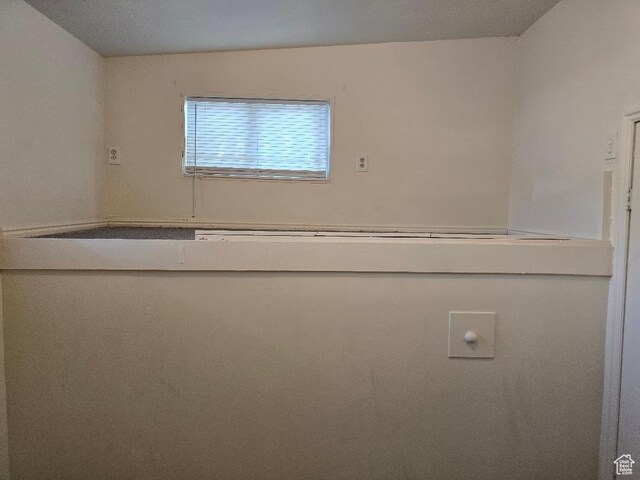567 S 800 E, Salt Lake City, UT 84102 - view of clothes washing area