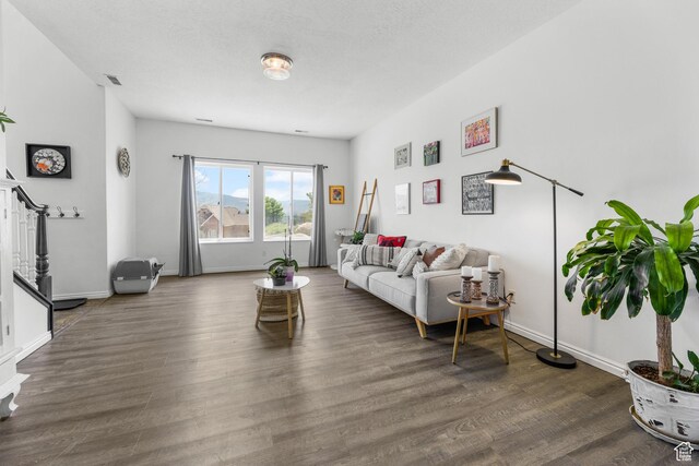 531 E Valley Dr, Heber City, UT 84032 - living area featuring baseboards, visible vents, wood finished floors, and stairway