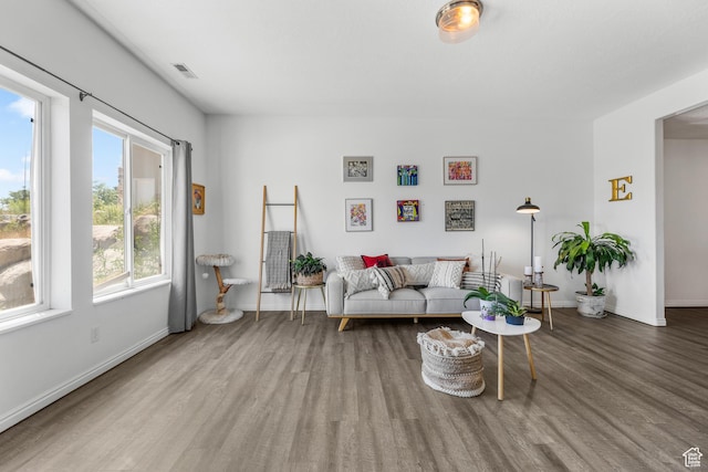 531 E Valley Dr, Heber City, UT 84032 - living area with baseboards, wood finished floors, and visible vents