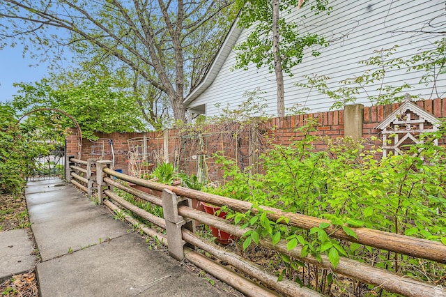 4758 S Mocha Dr W, Taylorsville, UT 84129 - view of yard with fence