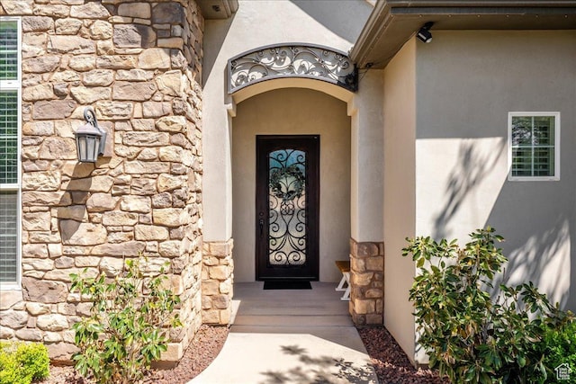 2379 E Crimson Dr, St George, UT 84790 - entrance to property featuring stone siding and stucco siding