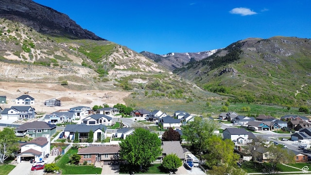 2974 N 1375 E, North Ogden, UT 84414 - exterior space with a residential view