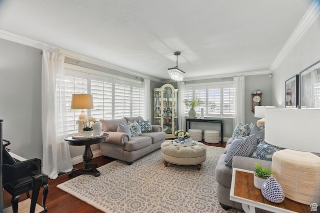 15 S 300 E, Payson, UT 84651 - living room with crown molding, baseboards, and wood finished floors