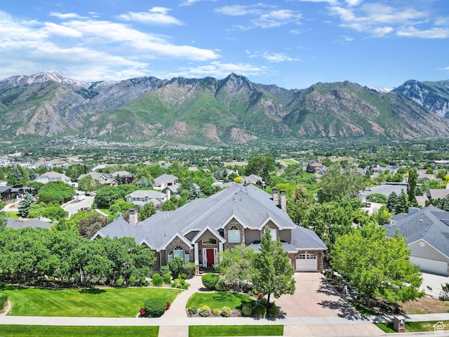property view of mountains with a residential view