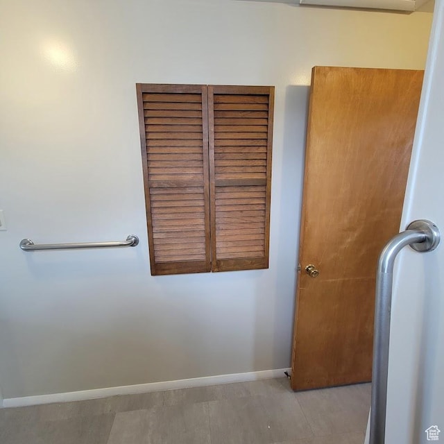 207 N Rawlins St, East Carbon, UT 84520 - bathroom with baseboards