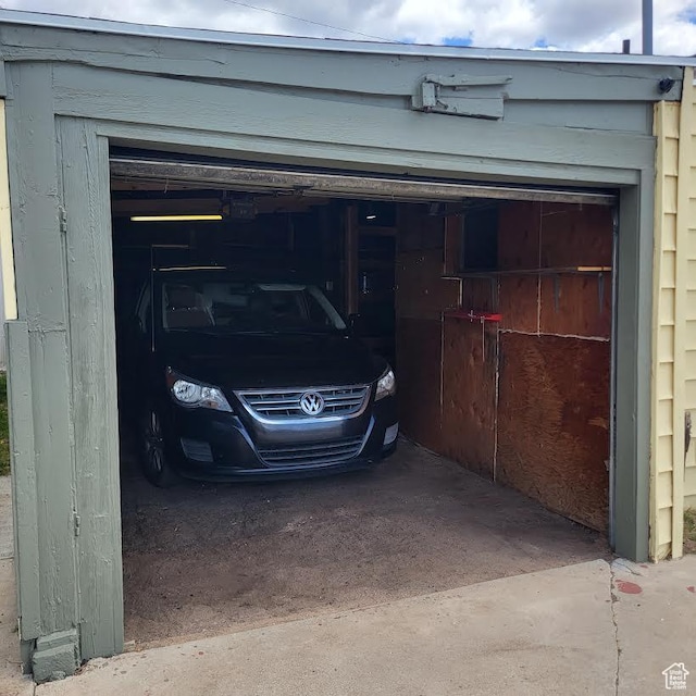 207 N Rawlins St, East Carbon, UT 84520 - view of garage