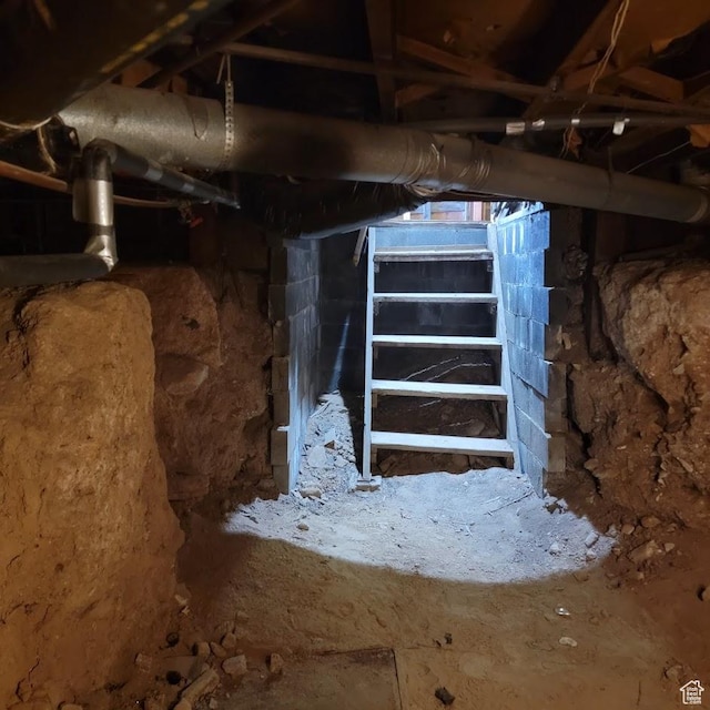 207 N Rawlins St, East Carbon, UT 84520 - interior space featuring crawl space