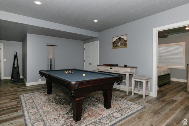 207 E Clubhouse Dr Unit 40, Garden City, UT 84028 - rec room featuring wood finished floors, baseboards, billiards table, recessed lighting, and a textured ceiling