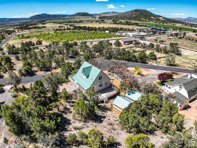 bird's eye view with a mountain view