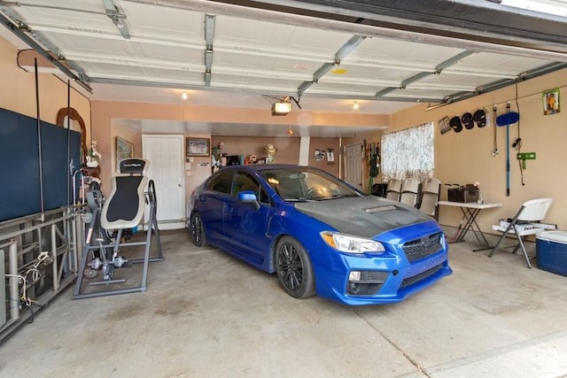 3184 W 5025 S, Roy, UT 84067 - garage with a garage door opener