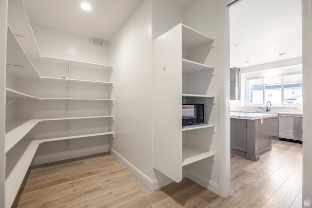 5081 W Sequoia Cir, Highland, UT 84003 - pantry featuring a sink