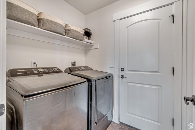 197 W Phelps St S, Grantsville, UT 84029 - clothes washing area with separate washer and dryer and laundry area
