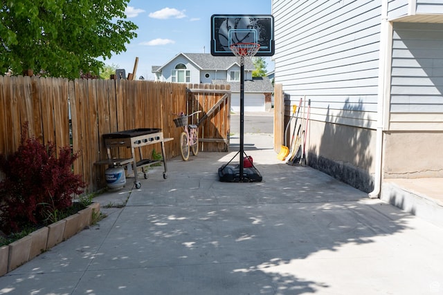 3505 W San Marcos Cir, West Valley City, UT 84119 - view of patio with fence