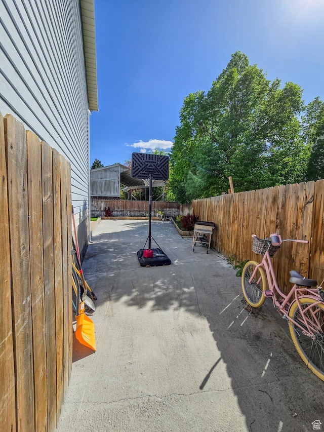 3505 W San Marcos Cir, West Valley City, UT 84119 - view of patio with a fenced backyard