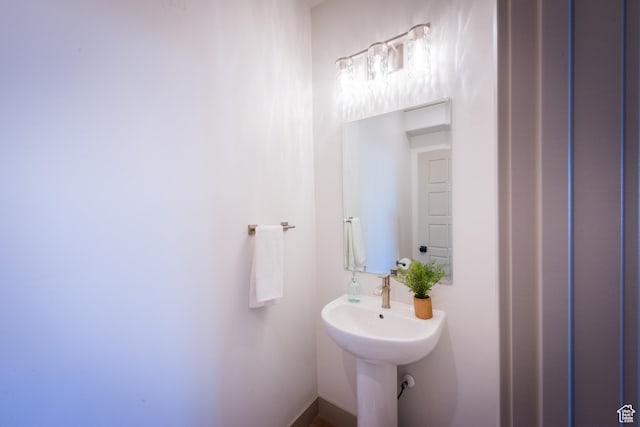 8093 S 615 E, Sandy, UT 84070 - view of bathroom